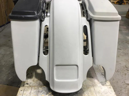 Top Shop 09-23 New & Improved Minister Fender CVO Style Fender