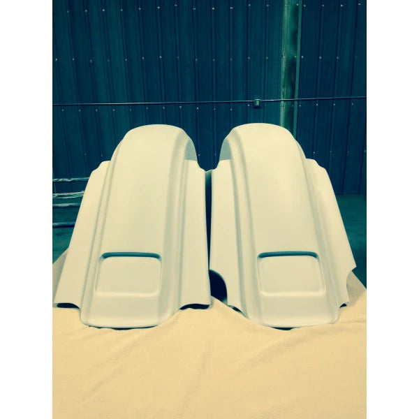 Top Shop 09-23 New and Improved Minister NON CVO Fender