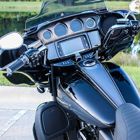 Klock Werks Curvaceous Metal Dash for H-D 1997-2025 Street Glide (FLHT, FLHX) and Road Glide (FLTR)