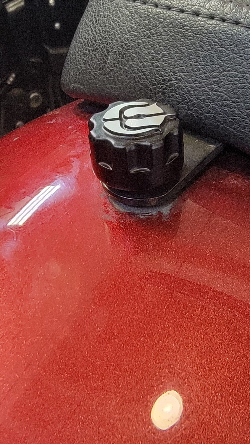 DHC Seat Thumb Screw
