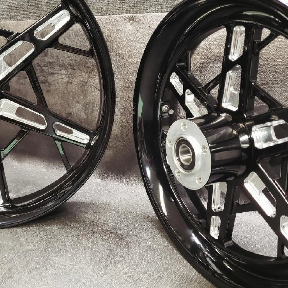 SMT PS.06 MOTORCYCLE WHEEL