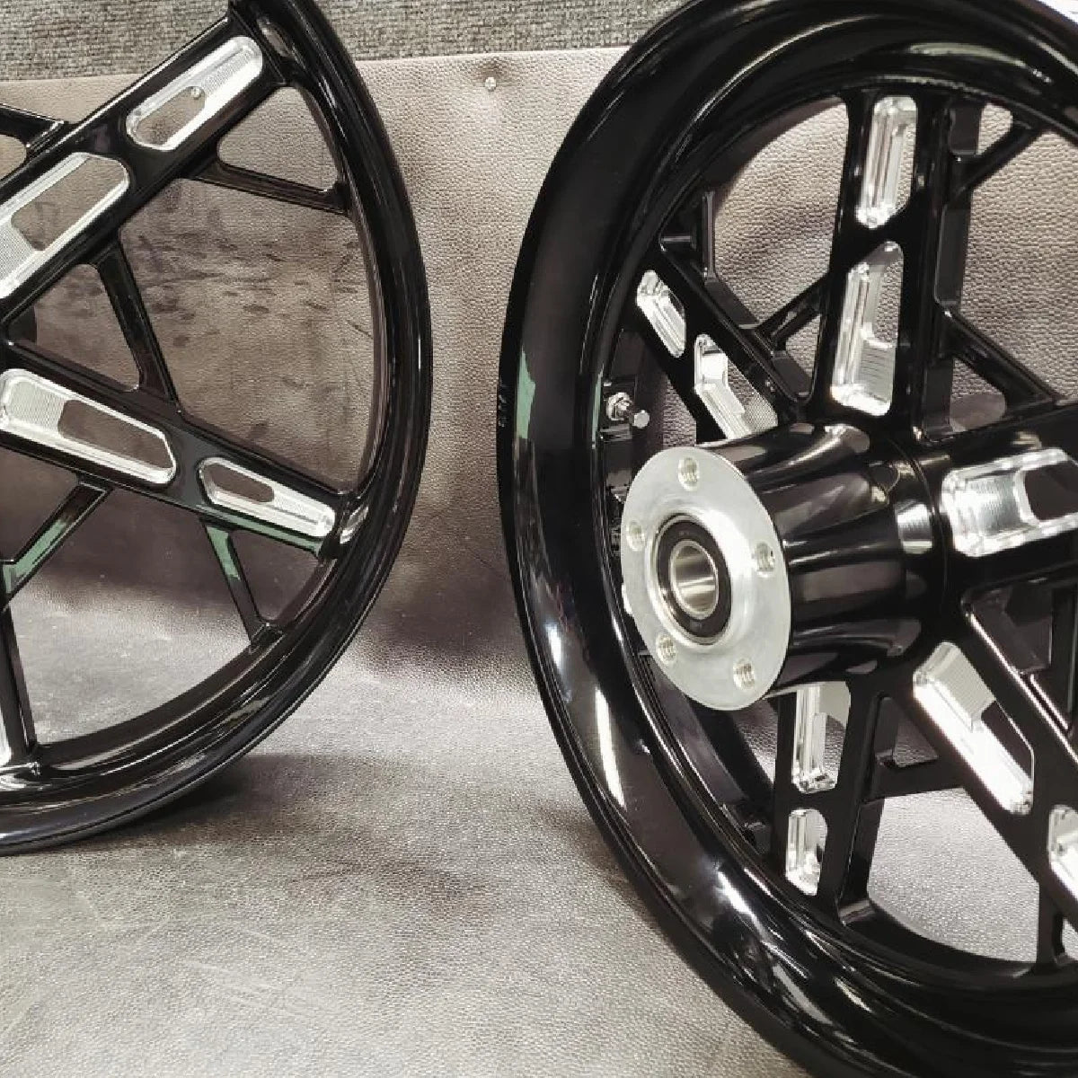 SMT PS.06 MOTORCYCLE WHEEL