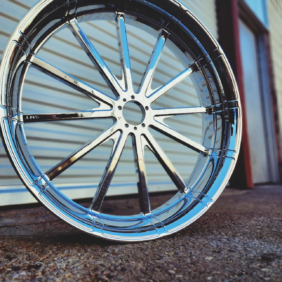 SMT CENTERFOLD MOTORCYCLE WHEEL