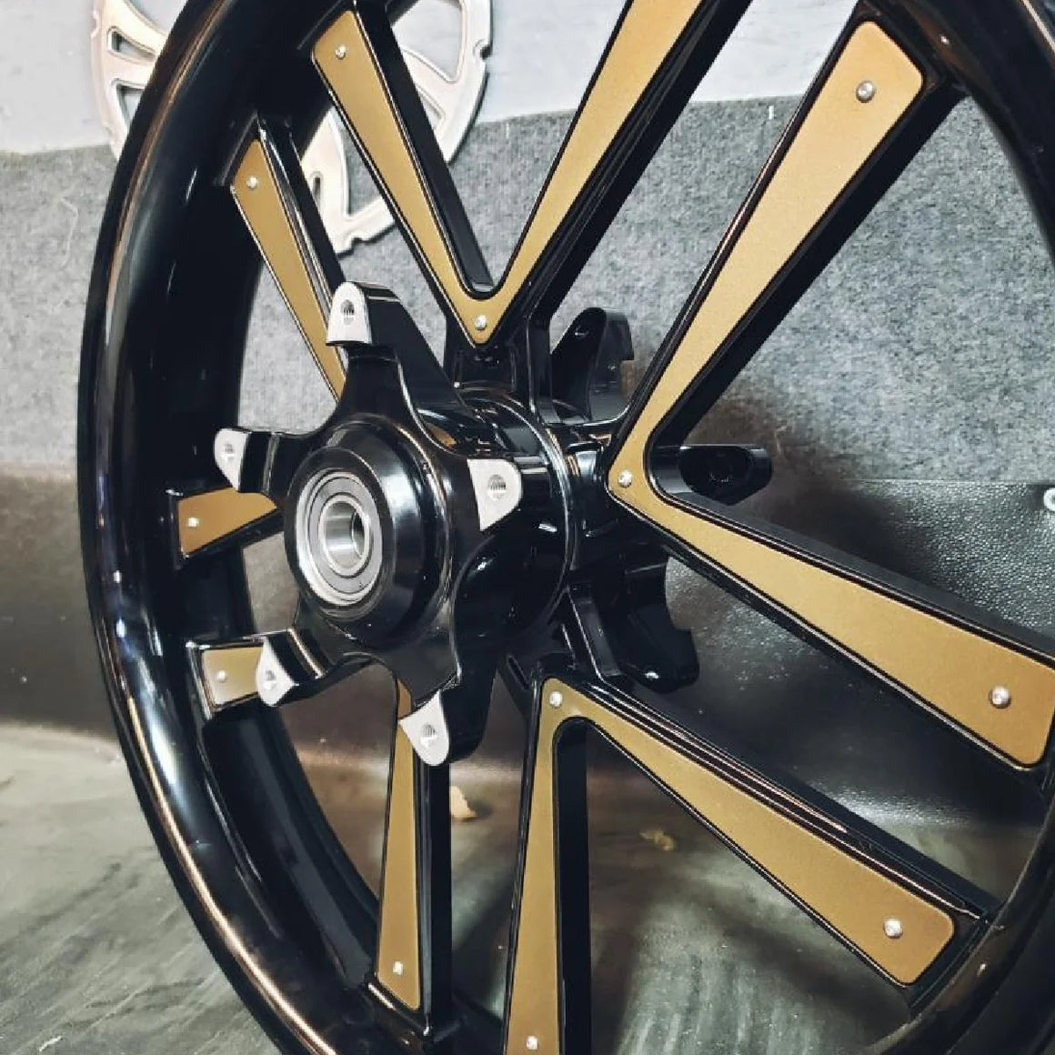 SMT GT5 MOTORCYCLE WHEEL