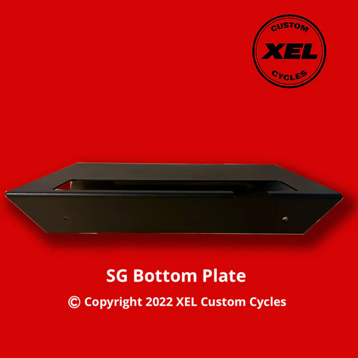 XEL NEW STREET GLIDE BOTTOM PLATE - AMP RACK