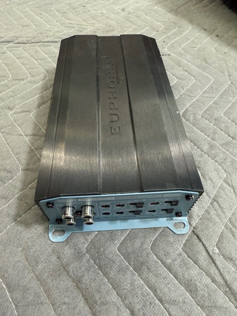 Used Euphoria AMP EXM400.4 800W