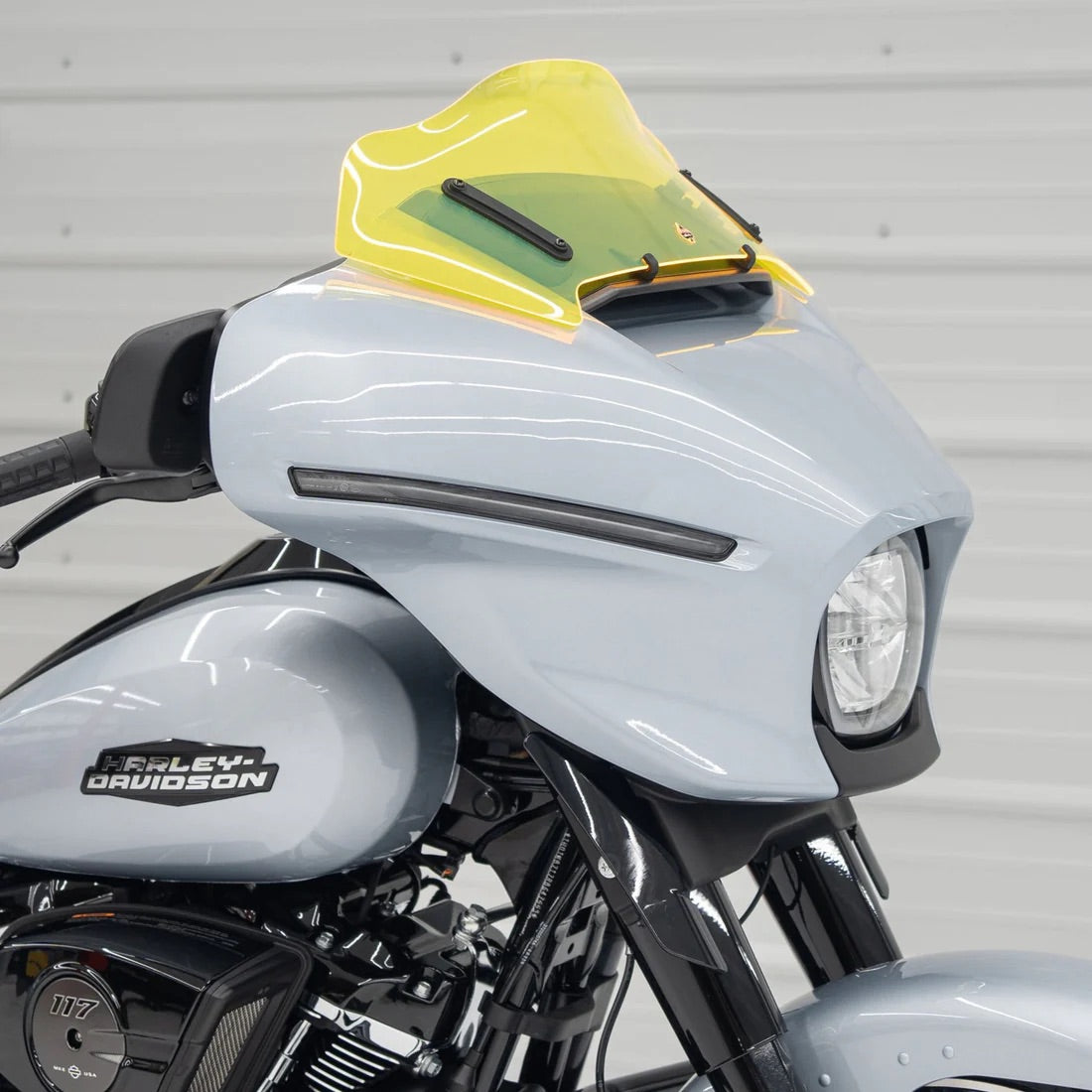 Klock Werks Kolor Flare® Windshield for Harley-Davidson® 2023.5-2026 Street Glide (FLHX)