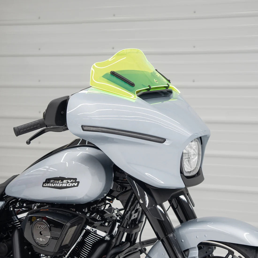 Klock Werks Kolor Flare® Windshield for Harley-Davidson® 2023.5-2026 Street Glide (FLHX)