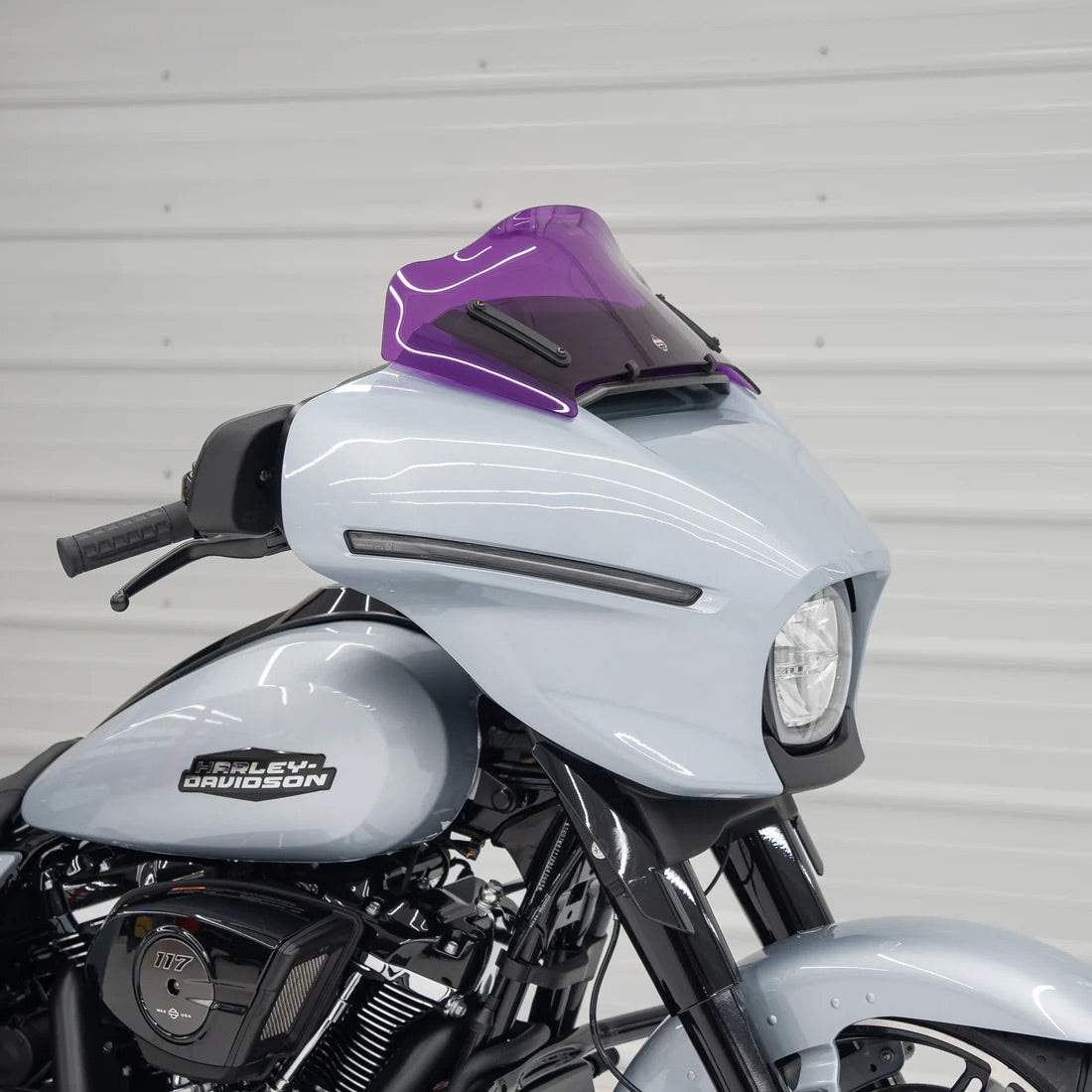 Klock Werks Kolor Flare® Windshield for Harley-Davidson® 2023.5-2026 Street Glide (FLHX)