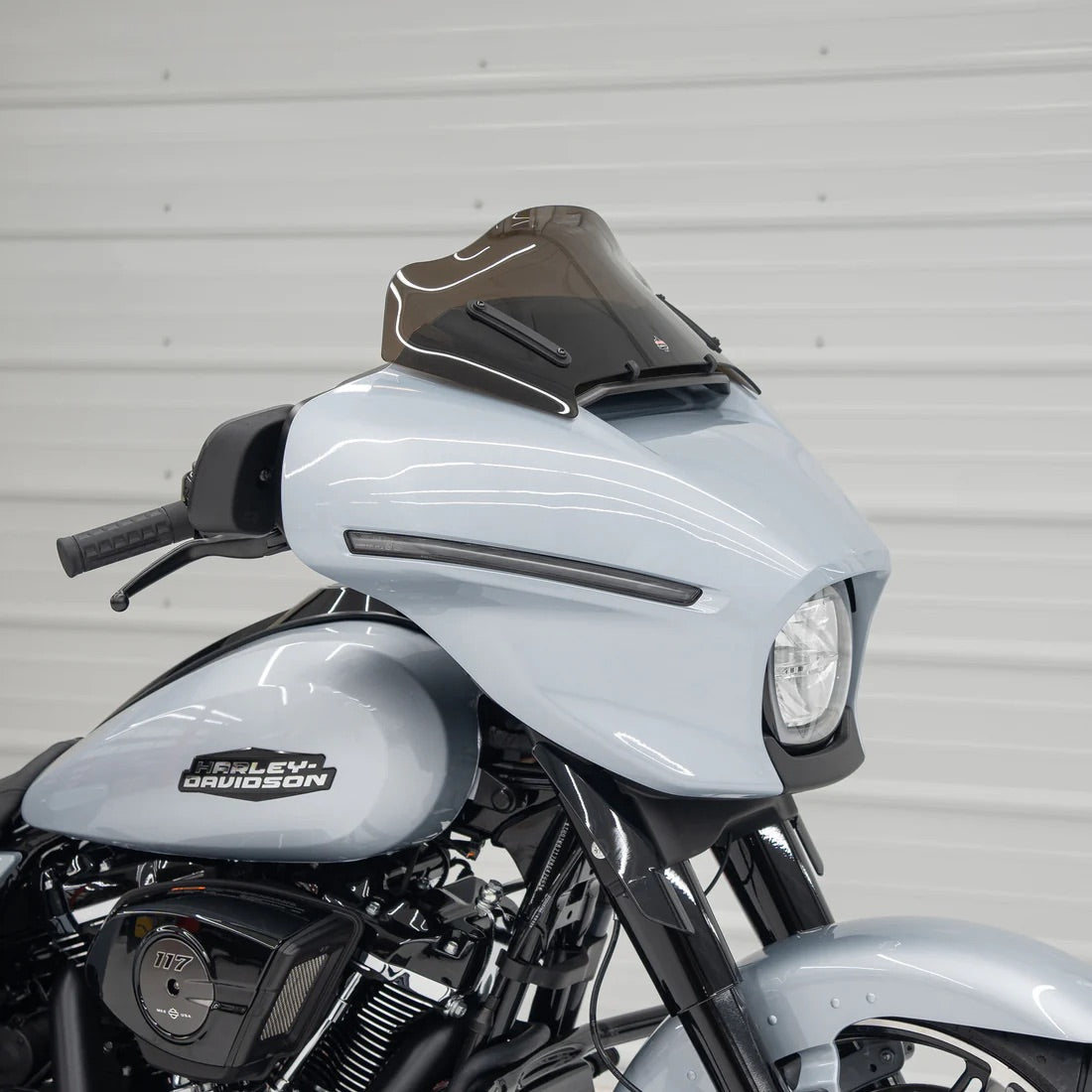 Klock Werks Kolor Flare® Windshield for Harley-Davidson® 2023.5-2026 Street Glide (FLHX)
