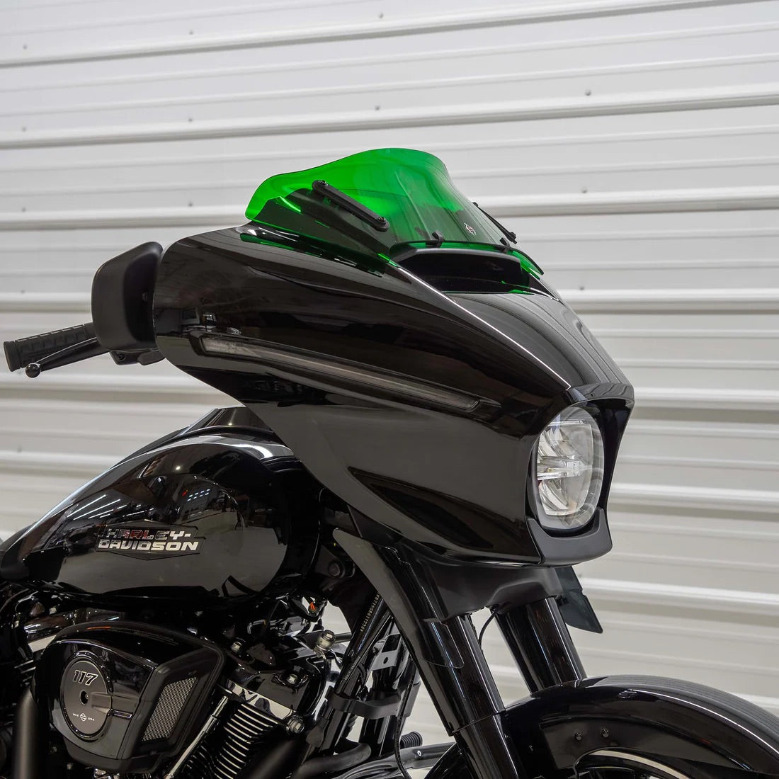Klock Werks Kolor Flare® Windshield for Harley-Davidson® 2023.5-2026 Street Glide (FLHX)