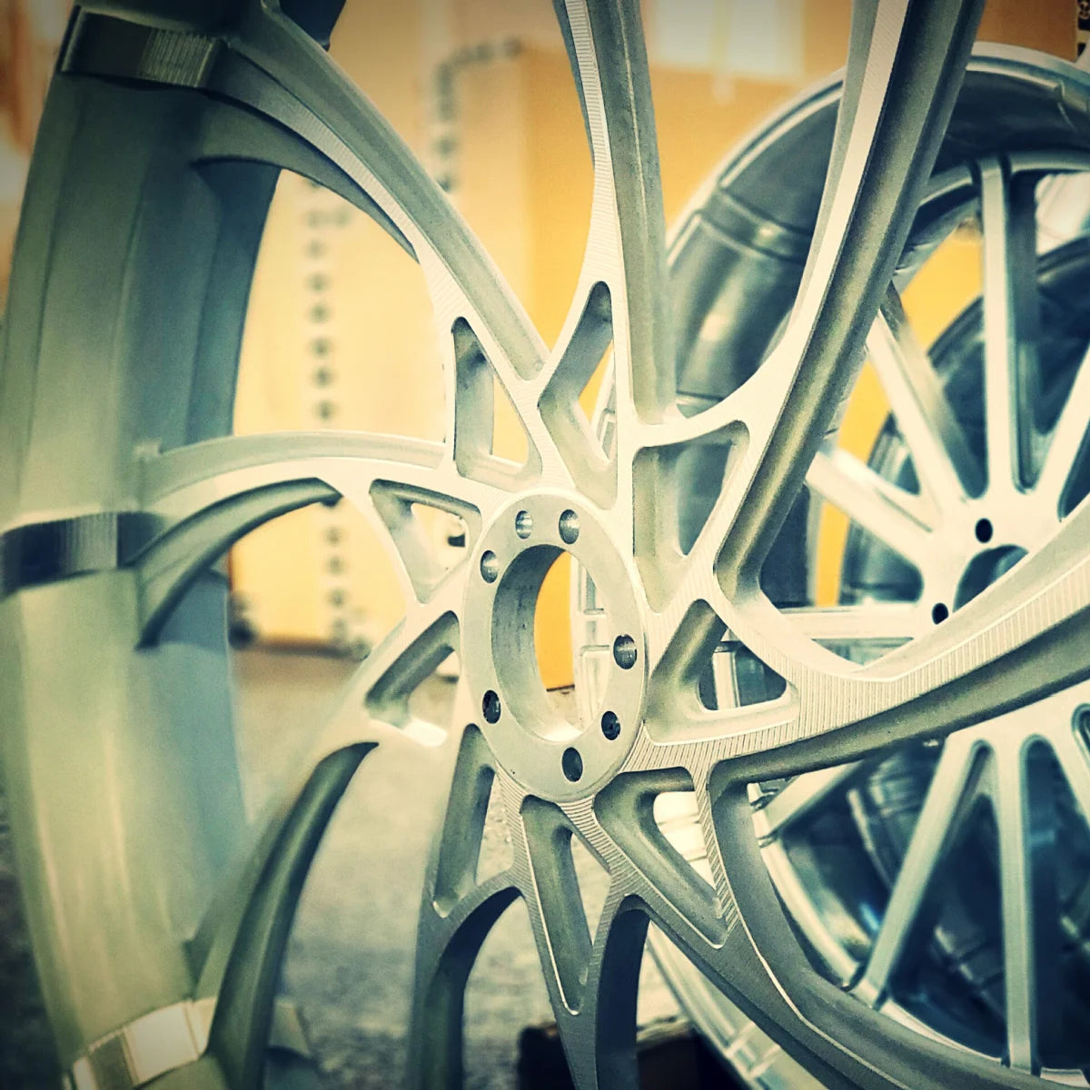 SMT XR9 MOTORCYCLE WHEEL
