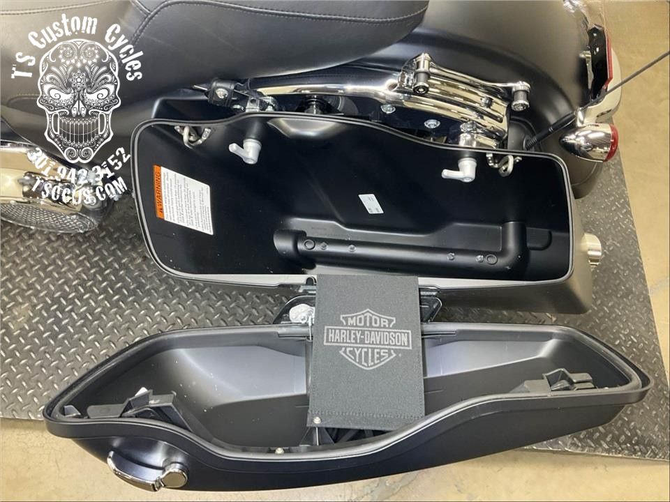 SOLD 2022 HARLEY-DAVIDSON FLHXS STREET GLIDE SPECIAL